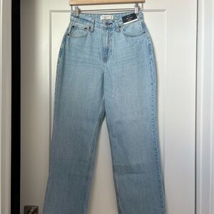 NWT Abercrombie & Fitch The Loose Curve Love 25S